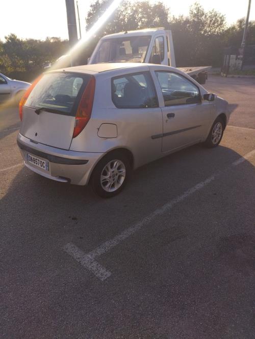 Image Porte avant gauche - FIAT PUNTO 2