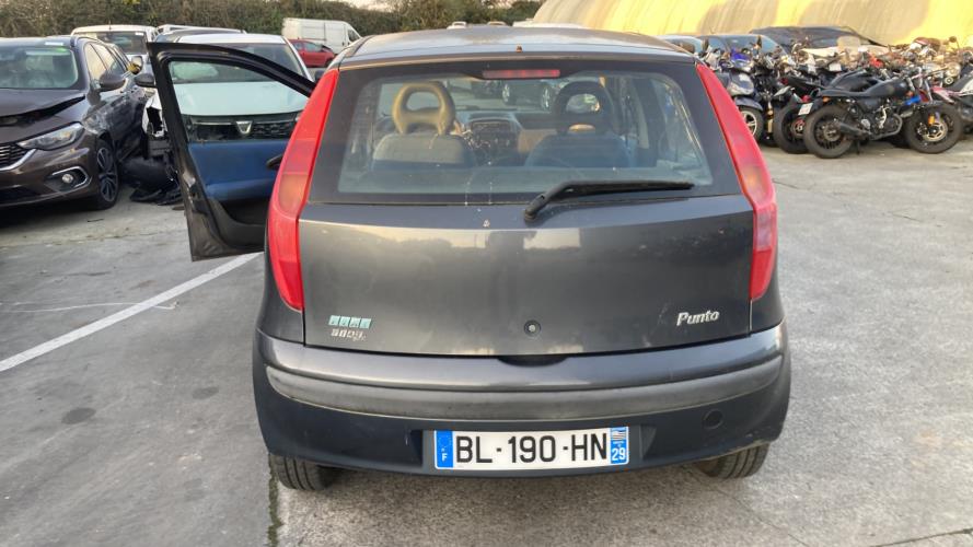 Image Capot - FIAT PUNTO 2