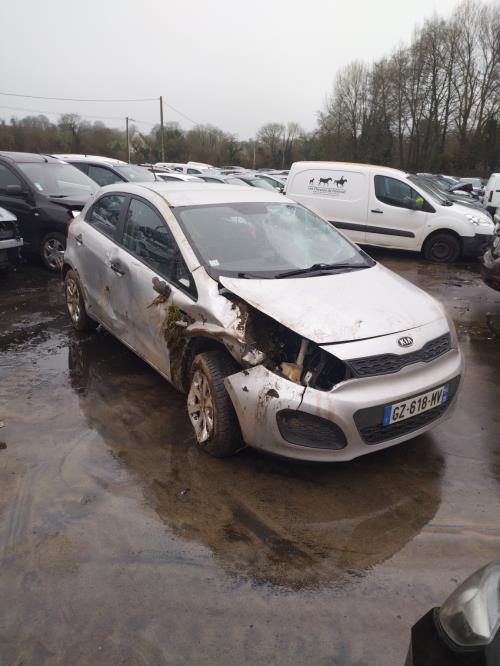Image Support de pare chocs arriere - KIA RIO 3