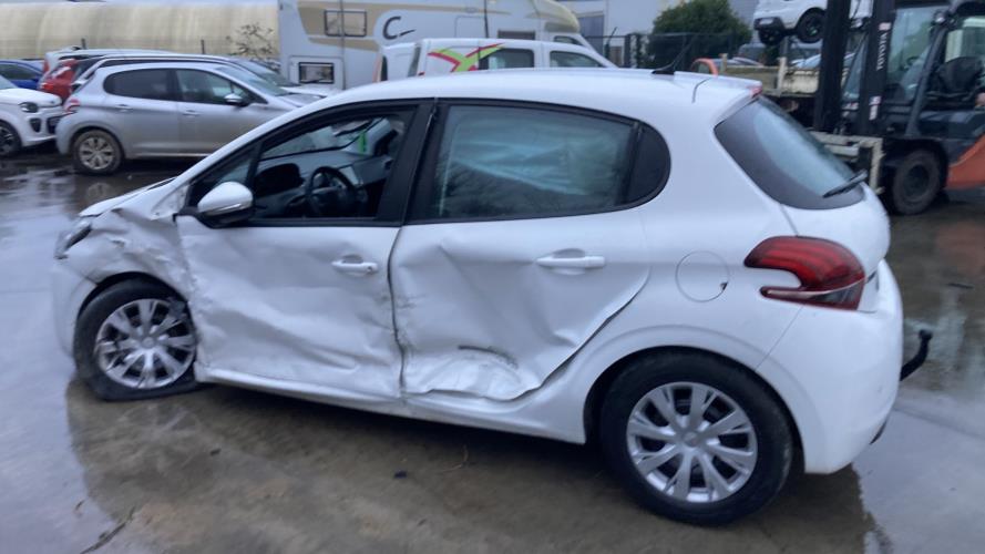 Image Neiman - PEUGEOT 208 1