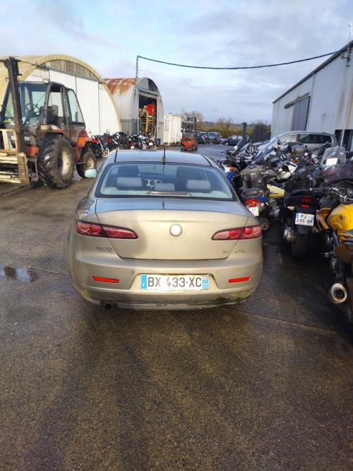 Image Capot - ALFA ROMEO 159