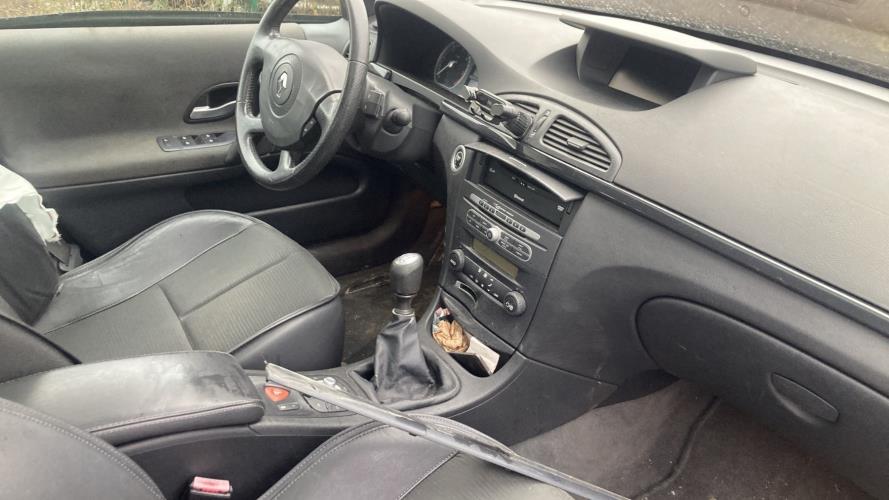 Image Pare choc avant - RENAULT LAGUNA 2