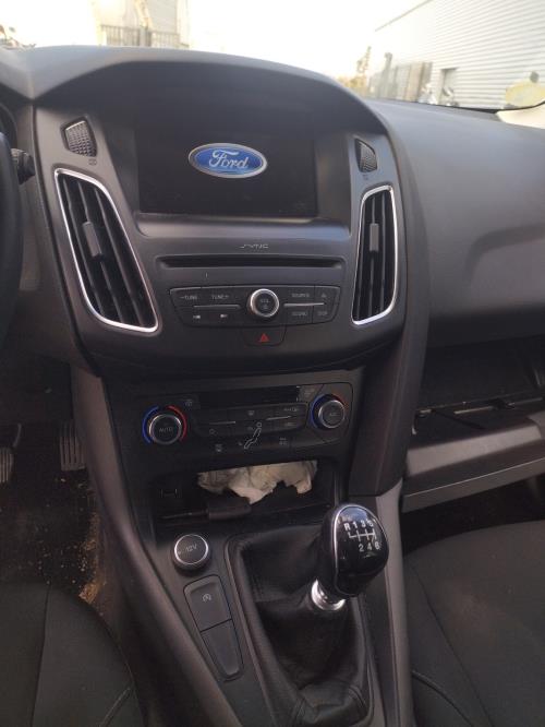 Image Porte avant gauche - FORD FOCUS 3