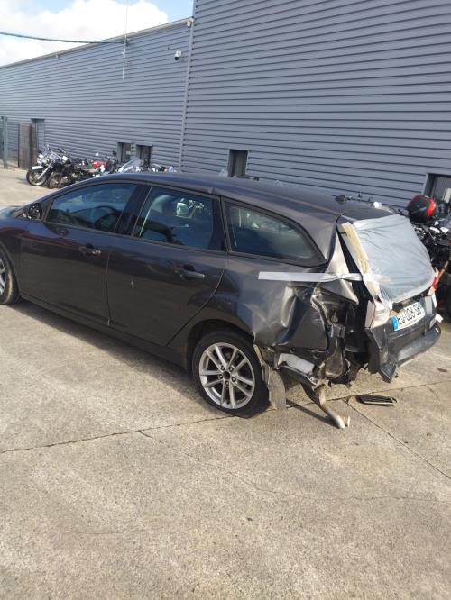 Image Porte avant gauche - FORD FOCUS 3