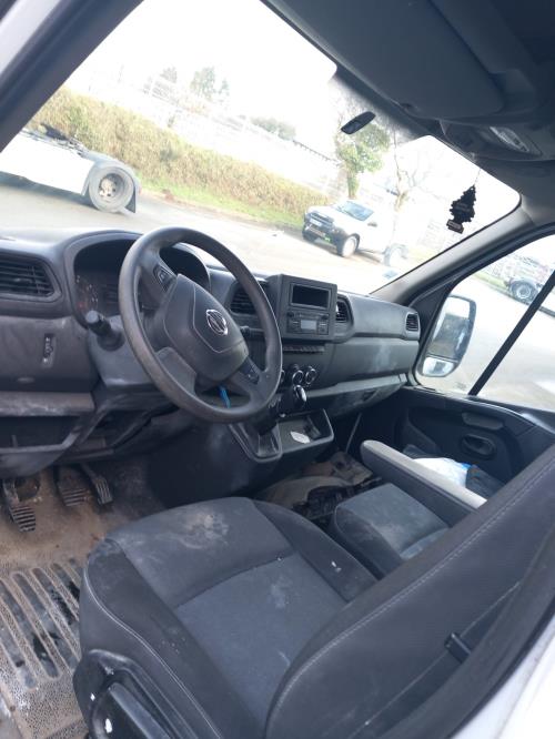 Image Ceinture avant droit - NISSAN NV400