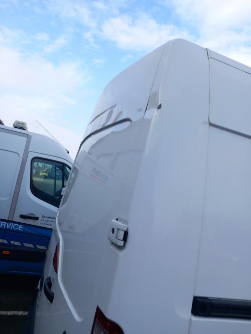 Image Ceinture avant droit - NISSAN NV400