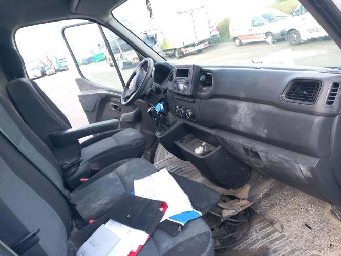 Image Ceinture avant droit - NISSAN NV400