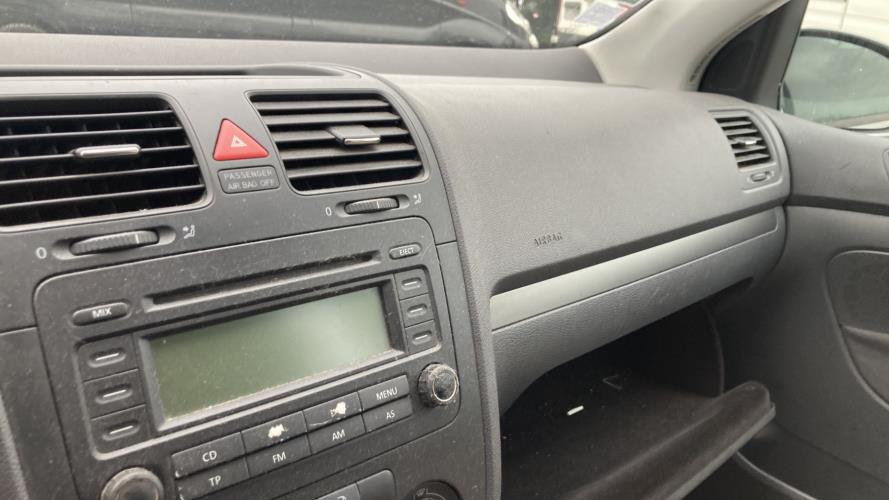 Image Serrure avant gauche - VOLKSWAGEN GOLF 5