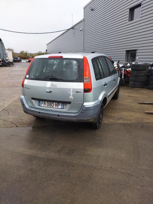 Image Feu arriere principal droit (feux) - FORD FUSION