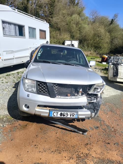 Image Pont avant complet - NISSAN PATHFINDER 2