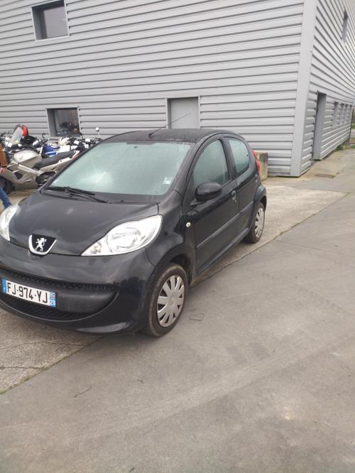 Image Lunette arriere - PEUGEOT 107