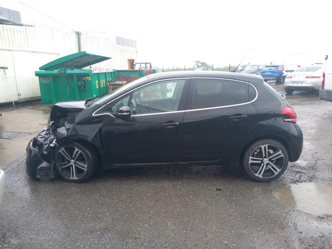 Image Divers - PEUGEOT 208 1