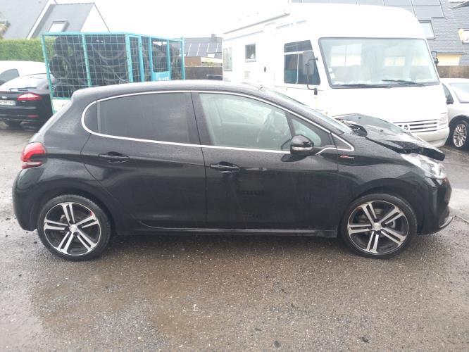 Image Divers - PEUGEOT 208 1