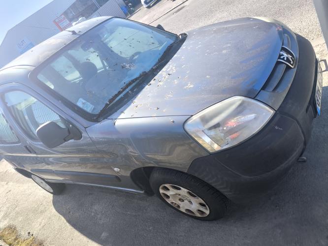 Image Calandre - PEUGEOT PARTNER 1