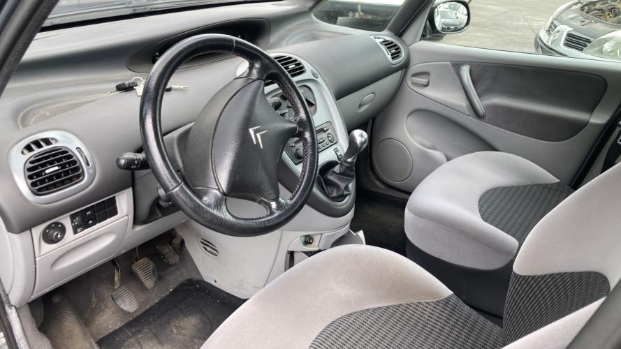 Image Porte avant droit - CITROEN XSARA PICASSO