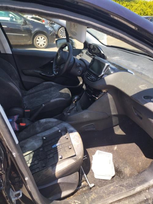 Image Compteur - PEUGEOT 208 1