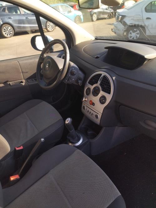 Image Feu arriere principal droit (feux) - RENAULT MODUS