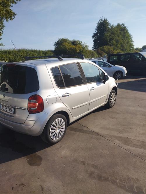 Image Feu arriere principal droit (feux) - RENAULT MODUS