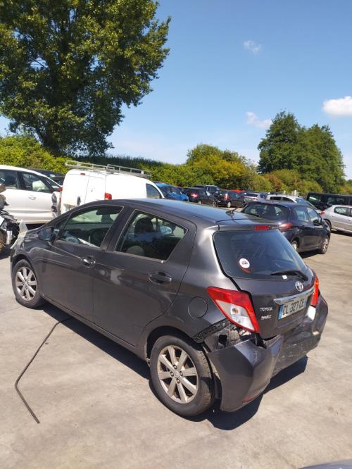 Image Anti brouillard droit (feux) - TOYOTA YARIS 3