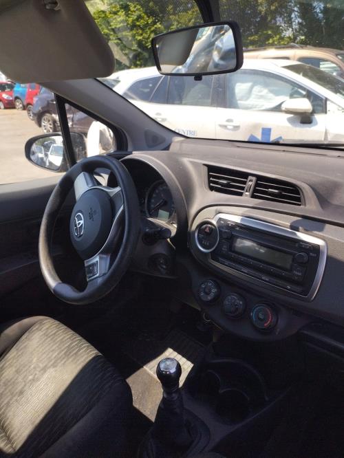 Image Anti brouillard droit (feux) - TOYOTA YARIS 3