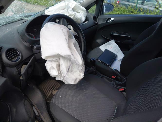 Image Porte avant droit - OPEL CORSA D