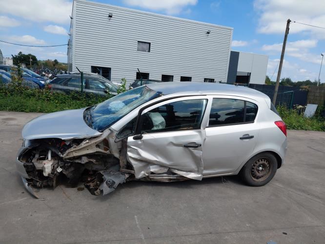 Image Porte avant droit - OPEL CORSA D