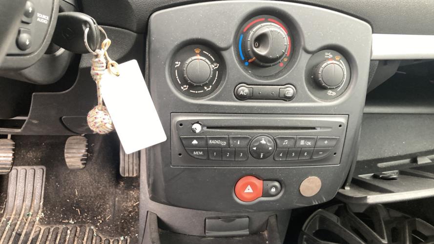 Image Face avant - RENAULT CLIO 3