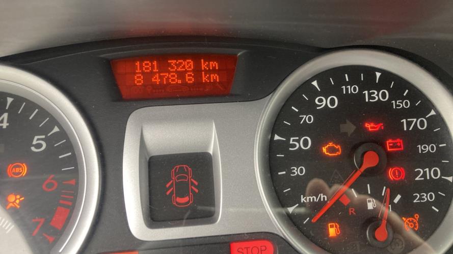 Image Face avant - RENAULT CLIO 3
