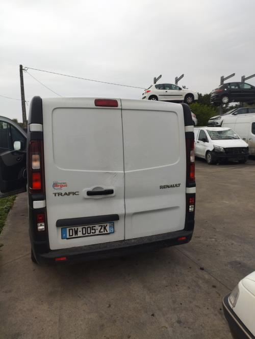 Image Reservoir essence - RENAULT TRAFIC 3 COURT