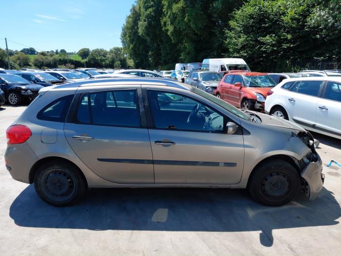 Image Bouton de warning - RENAULT CLIO 3