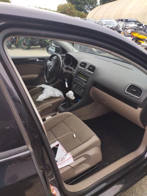 Image Feu arriere secondaire droit (feux) - VOLKSWAGEN GOLF 6