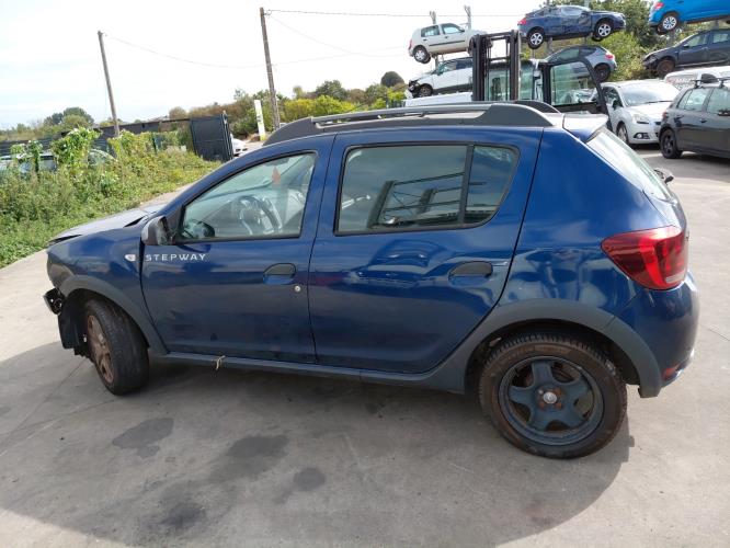 Image Bouton de warning - DACIA SANDERO 2