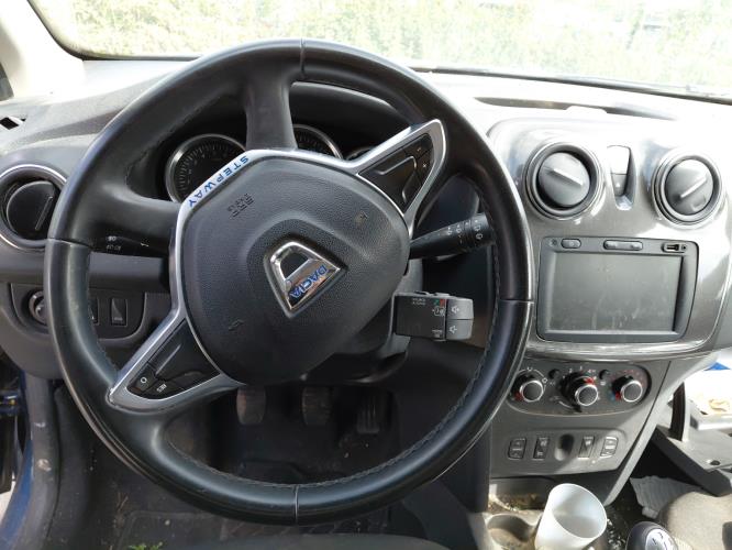 Image Bouton de warning - DACIA SANDERO 2