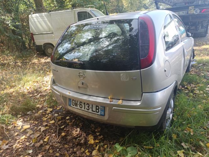 Image Malle/Hayon arriere - OPEL CORSA C