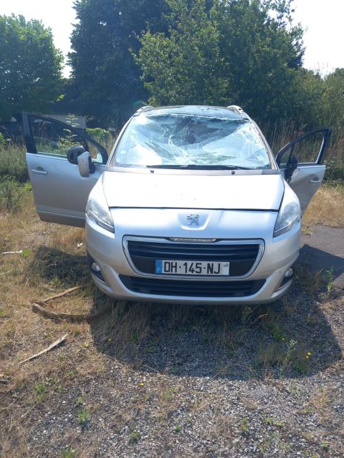 Image Bloc ABS (freins anti-blocage) - PEUGEOT 5008 1