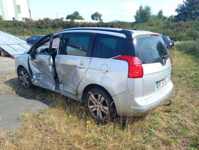 Image Bloc ABS (freins anti-blocage) - PEUGEOT 5008 1