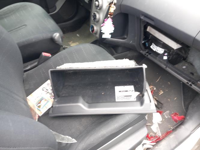 Image Capot - TOYOTA YARIS 2