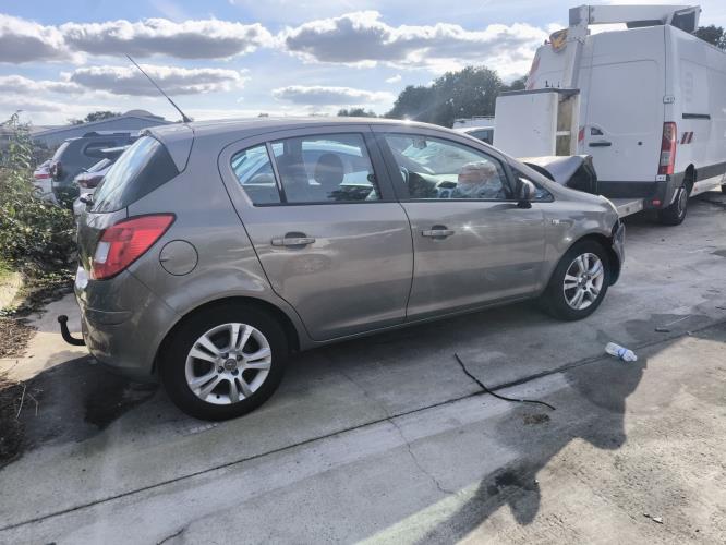Image Porte arriere droit - OPEL CORSA D