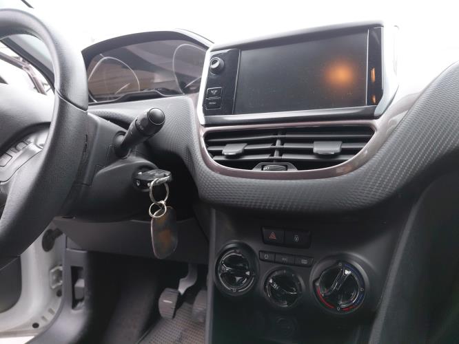 Image Anti brouillard gauche (feux) - PEUGEOT 2008 1