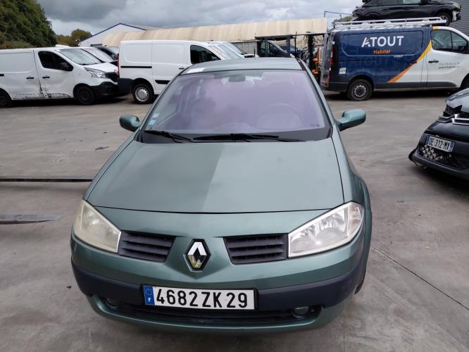Image Anti brouillard gauche (feux) - RENAULT MEGANE 2