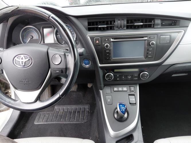 Image Plage arriere - TOYOTA AURIS 2