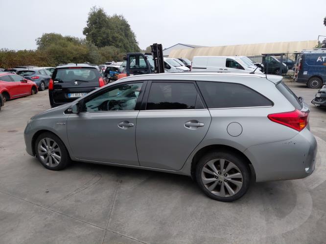 Image Plage arriere - TOYOTA AURIS 2