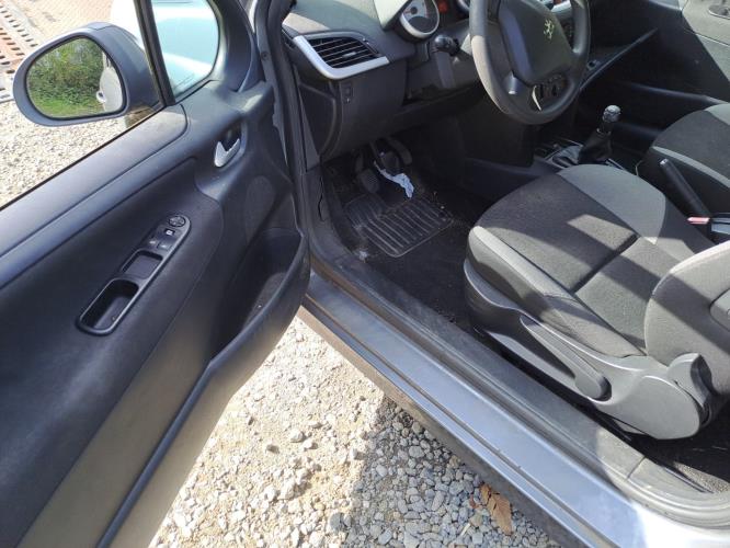 Image Boitier servitude moteur (BSM) - PEUGEOT 207