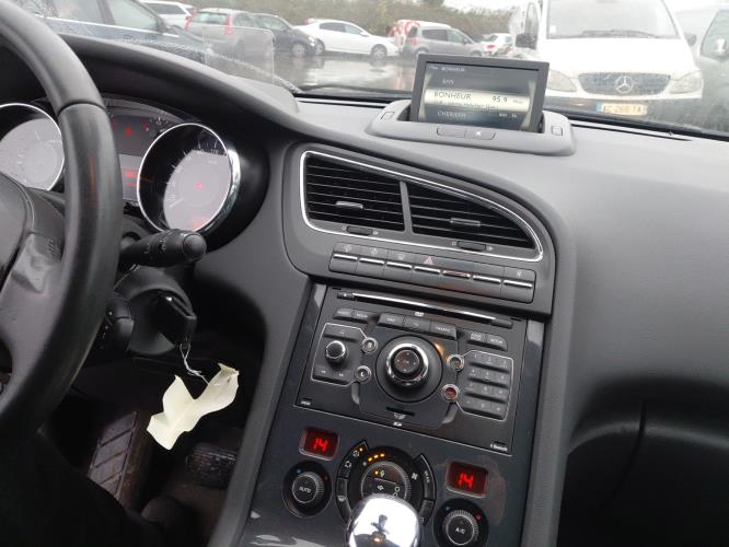 Image Com (Bloc Contacteur Tournant+Commodo Essuie Glace+Commodo Phare) - PEUGEOT 5008 1
