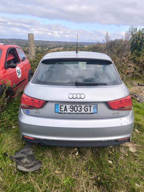 Image Vase de lave glace - AUDI A1 1
