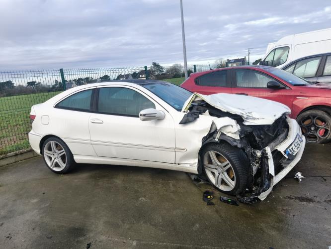 Image Porte avant droit - MERCEDES CLASSE CLC 203