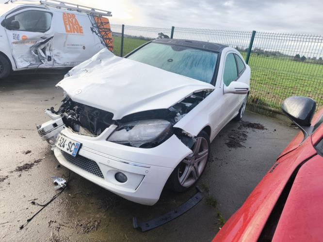 Image Porte avant droit - MERCEDES CLASSE CLC 203