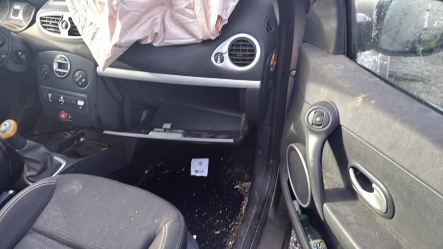 Image Serrure de capot - RENAULT CLIO 3