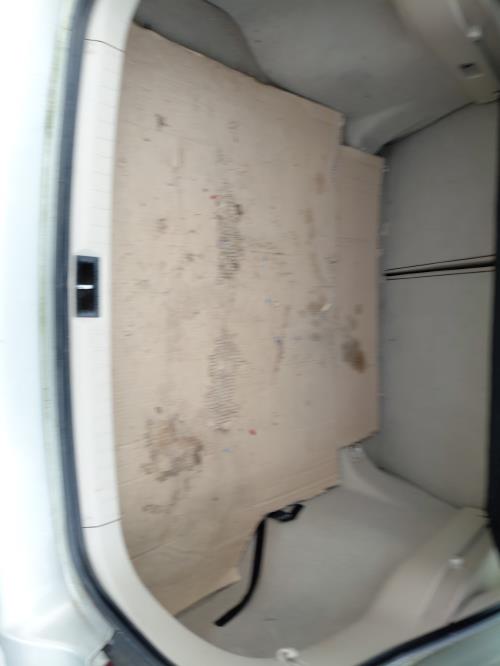 Image Porte avant gauche - TOYOTA AVENSIS 2