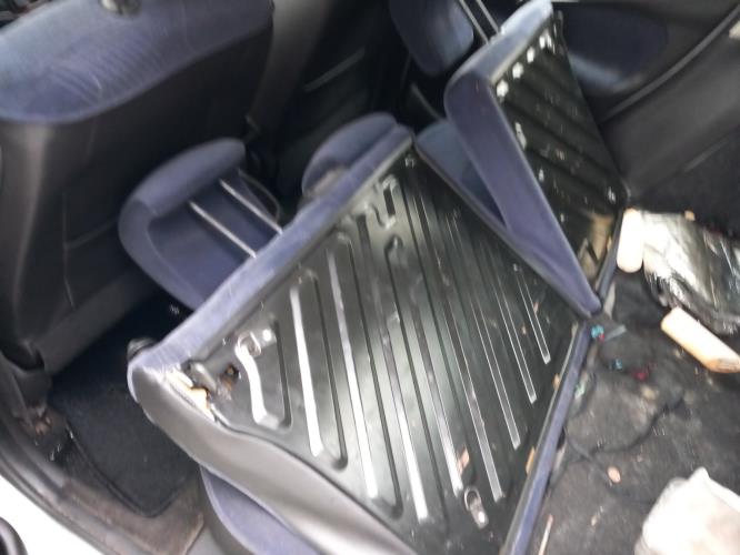 Image Pare choc avant - PEUGEOT 206